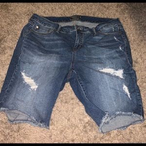 Torrid jean shorts size 16 worn twice